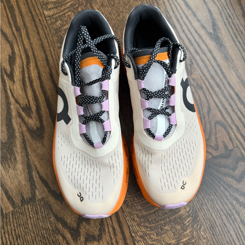 On Women’s Cloudmonster Sneakers size 9.5